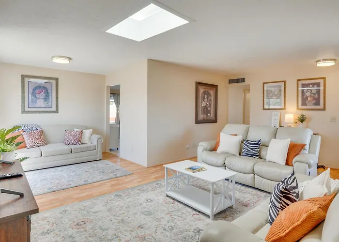 Holiday home 5 Mi To Saguaro National Park: Desert Gem W/ Pool! *